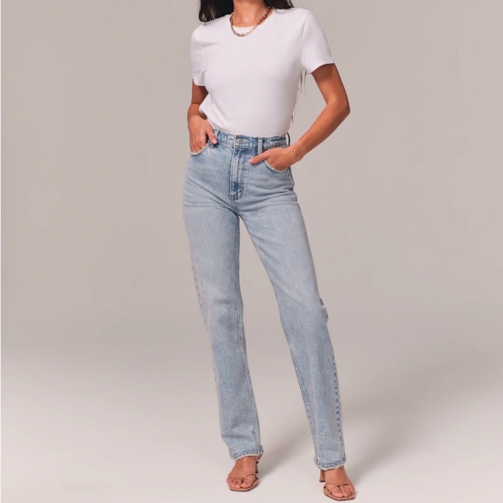 ABERCROMBIE & Fitch Ultra High Rise 90s Straight Jean size 28 - Picture 1 of 10